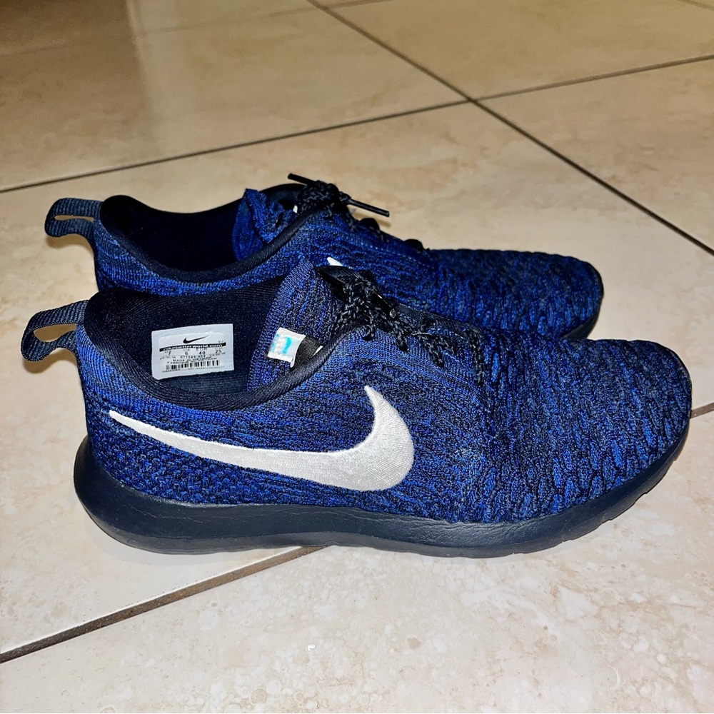 MENS NIKE SHOES